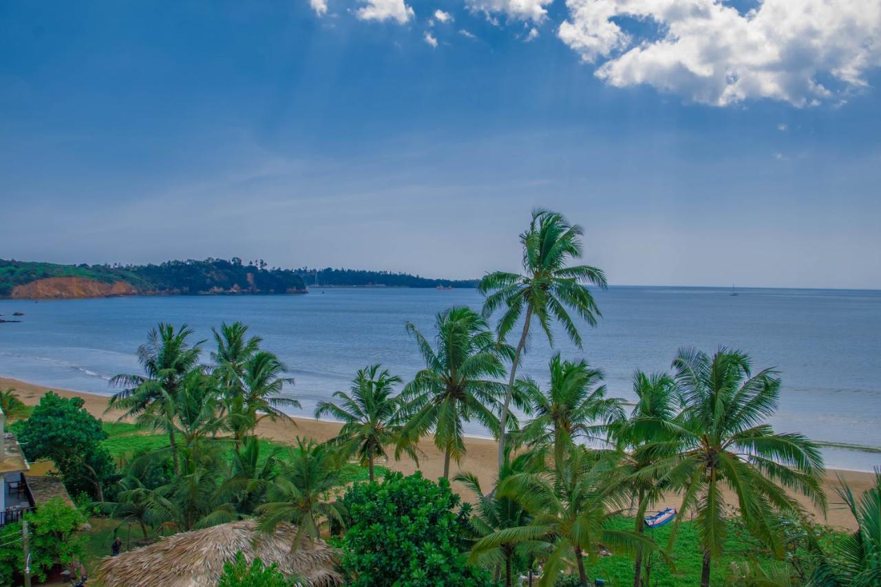 Aussie Swiss Weligama Hotell Exteriör bild