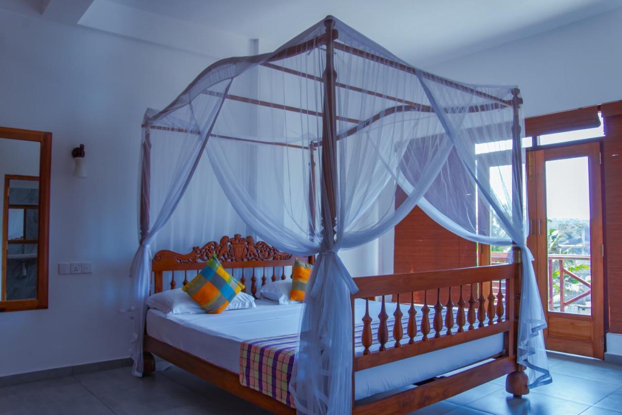 Aussie Swiss Weligama Hotell Exteriör bild