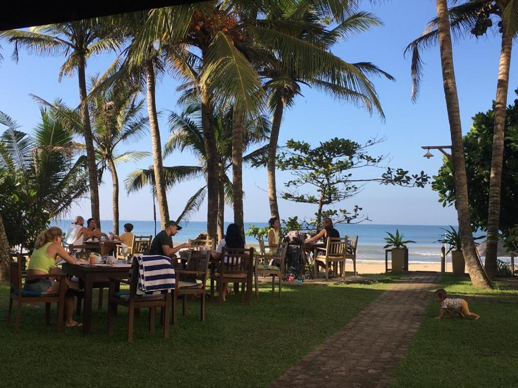 Aussie Swiss Weligama Hotell Exteriör bild